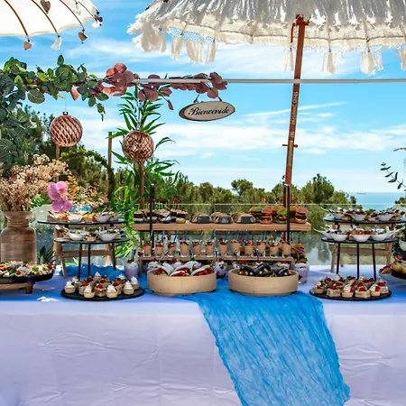 La Roca - By Almarina Villa