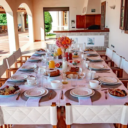 La Roca - By Almarina Villa *