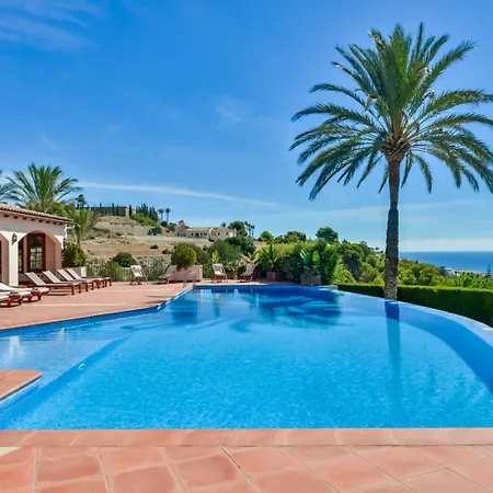 La Roca - By Almarina Villa *